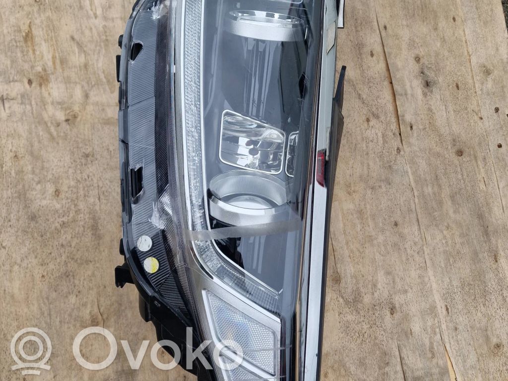 Headlight/headlamp   92101D4170