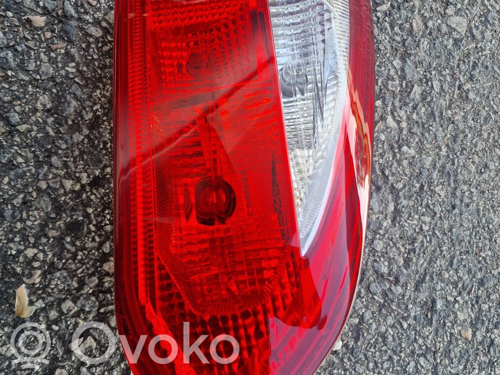 Tailgate rear/tail lights   1775997,1715139,2021101121