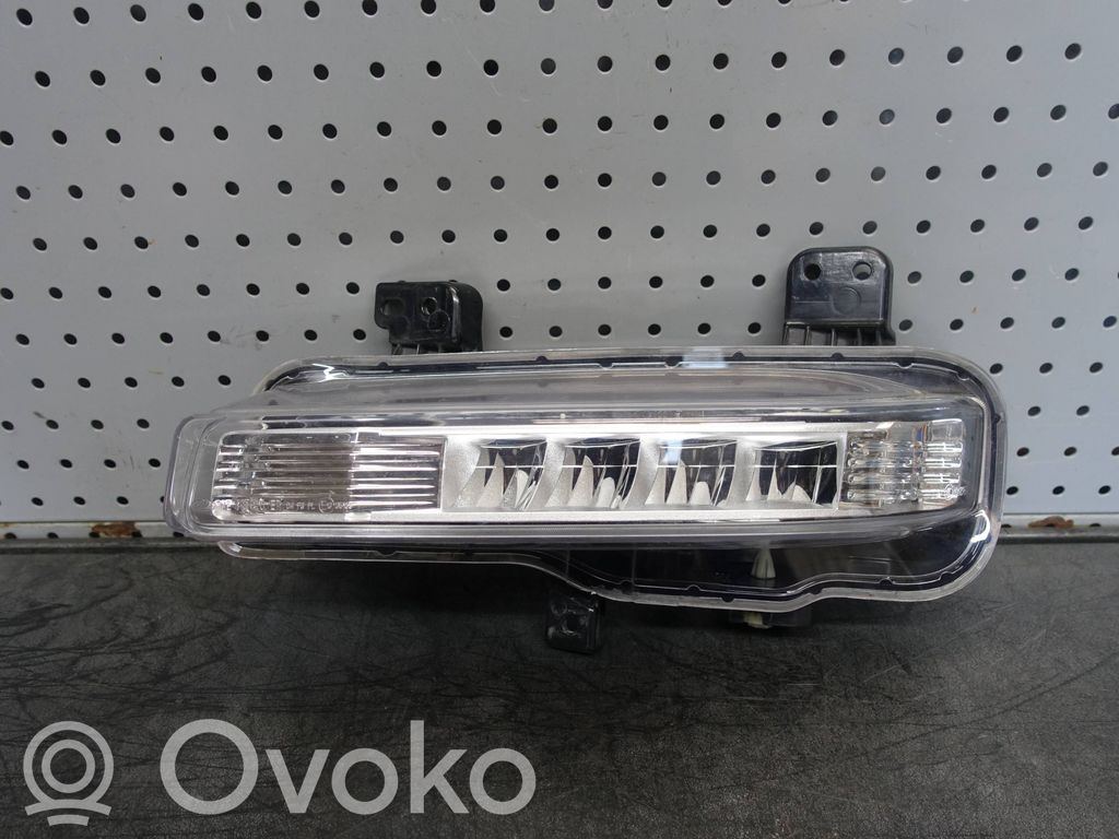 Ford Explorer VI Front fog light 