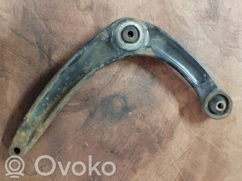 Peugeot 3008 I Front lower control arm/wishbone 