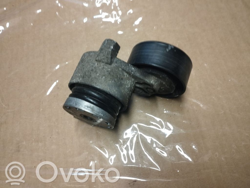 Nissan Qashqai Diržo įtempėjas 