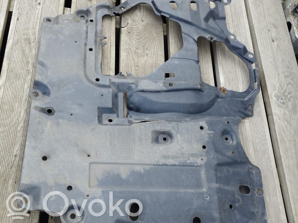 Osłona dolna silnika   5379A259