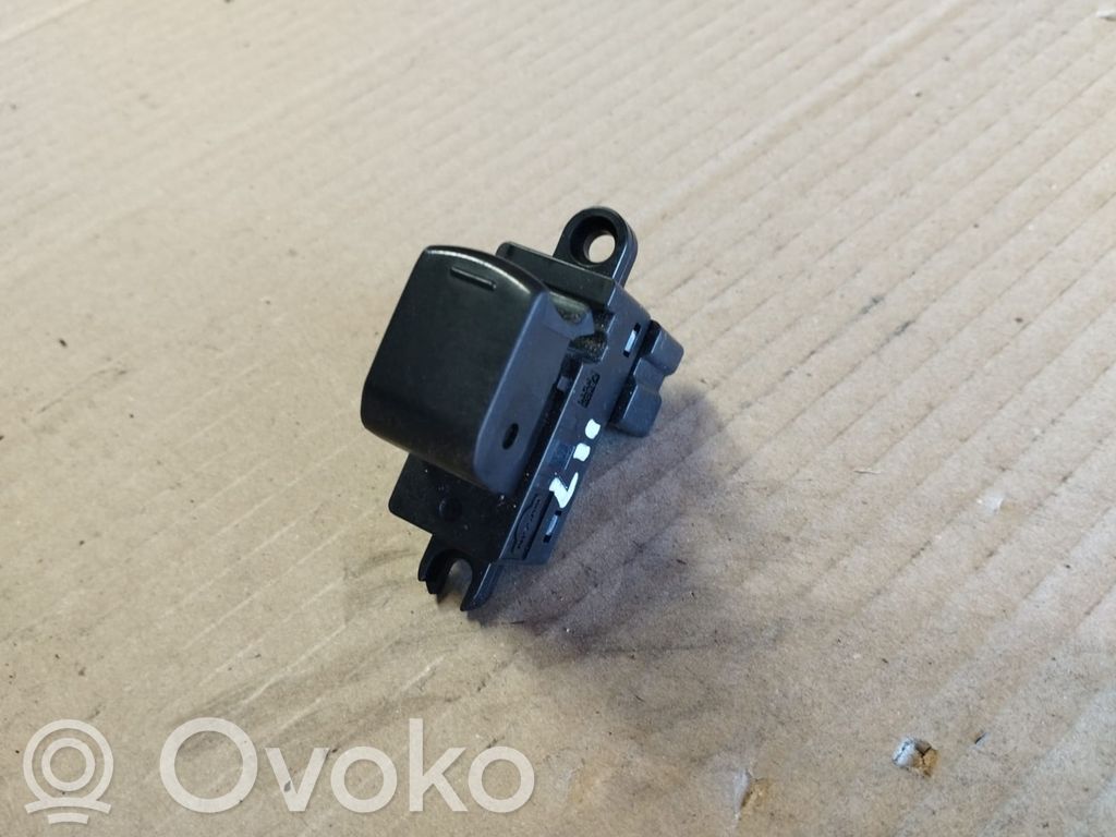 Nissan Note (E11) Electric window control switch 