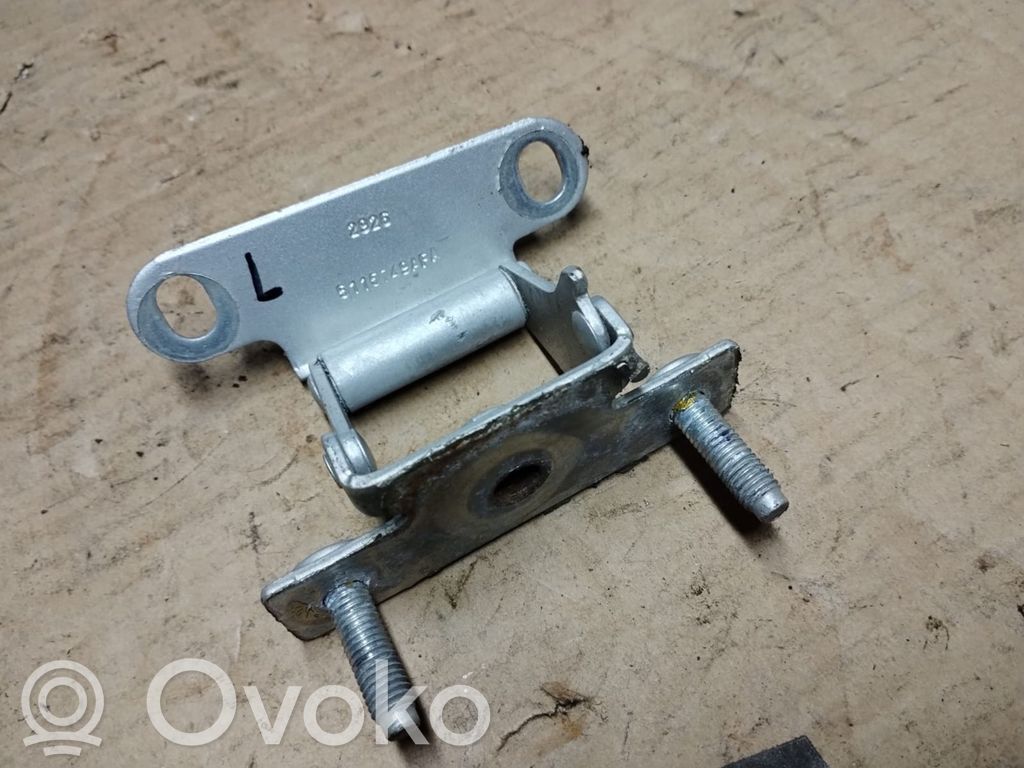 Dodge Caliber Tailgate/trunk/boot hinge 