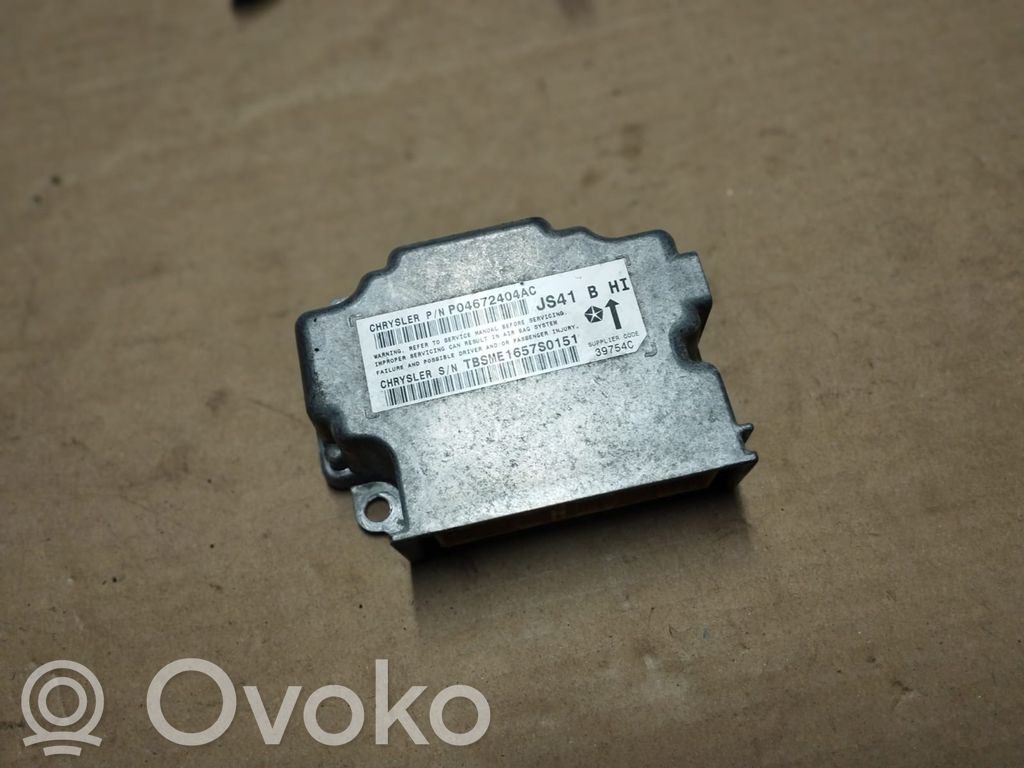 Airbag control unit/module   P04672404AC