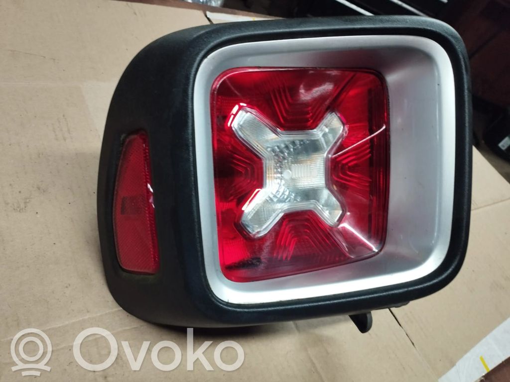Jeep Renegade Lampa tylna 