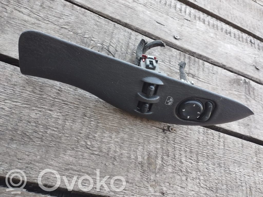 Chrysler Neon II Electric window control switch 