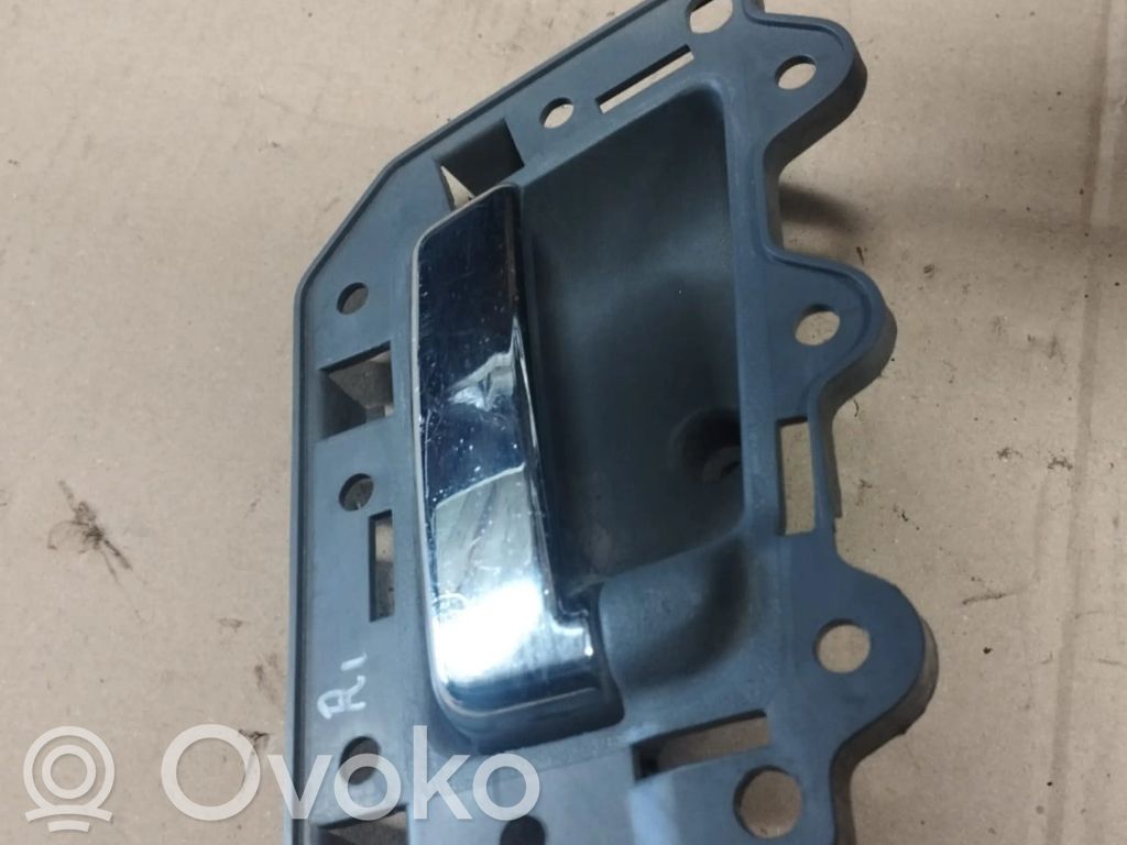 Jeep Grand Cherokee (WK) Rankenėlė atidarymo vidinė 
