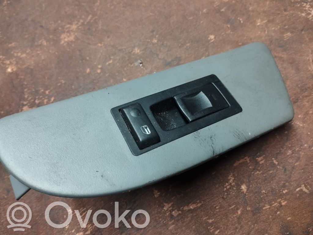 Dodge Durango II Electric window control switch 