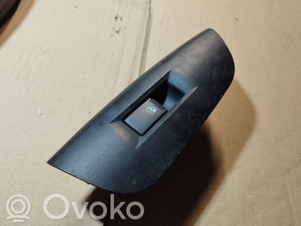 Hyundai Coupe Electric window control switch 
