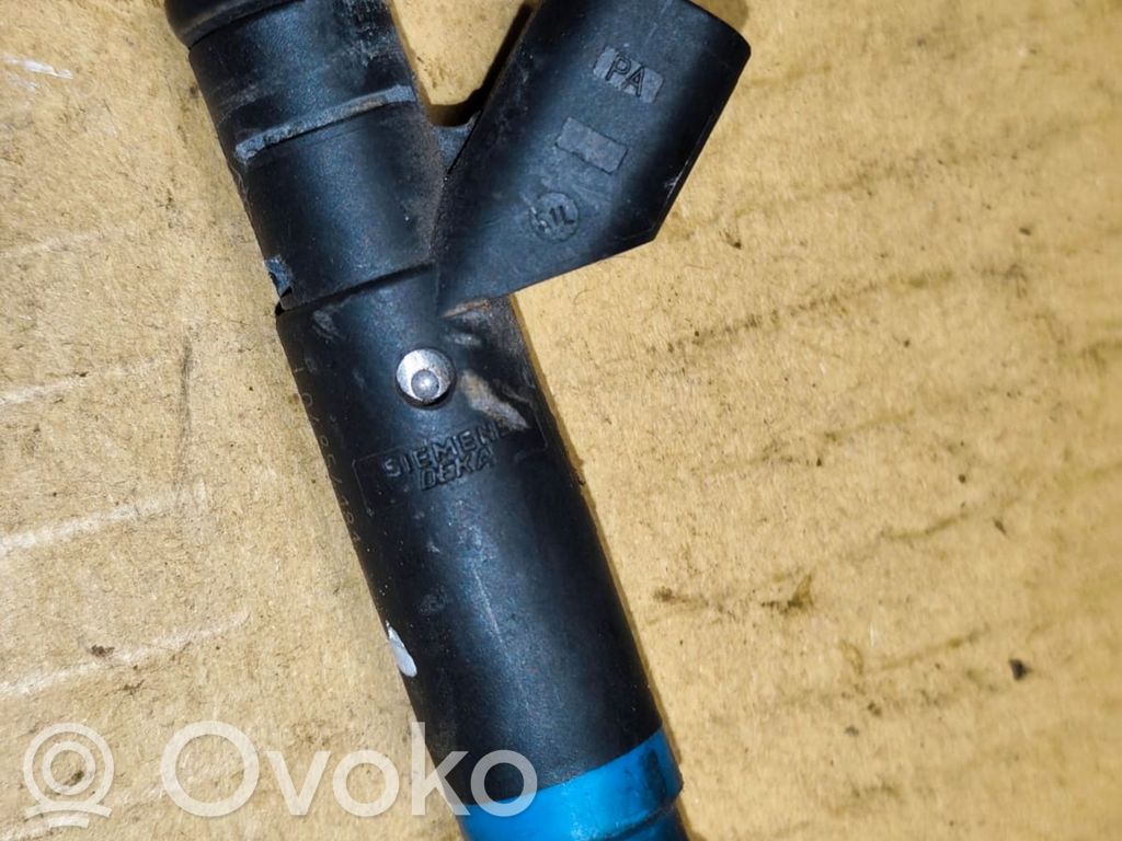 Jeep Grand Cherokee (WJ) Fuel injector 