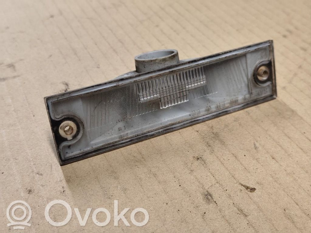 Chrysler Sebring (ST-22 - JR) Éclairage de plaque d'immatriculation 