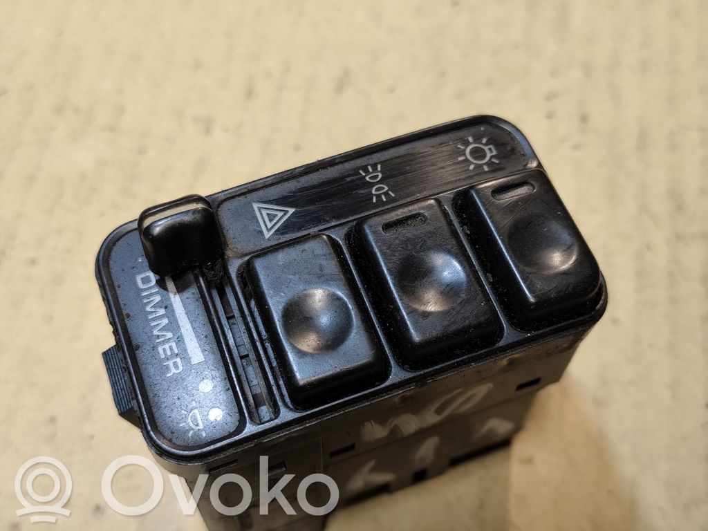 Chrysler Grand Voyager II Hazard light switch 