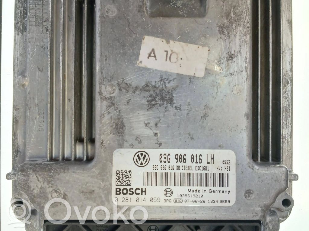 Volkswagen Golf V Engine control unit/module 