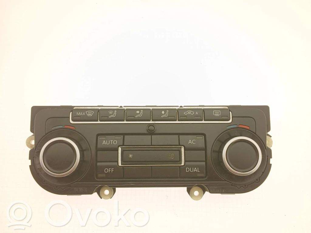 Volkswagen Golf VI Climate control unit 