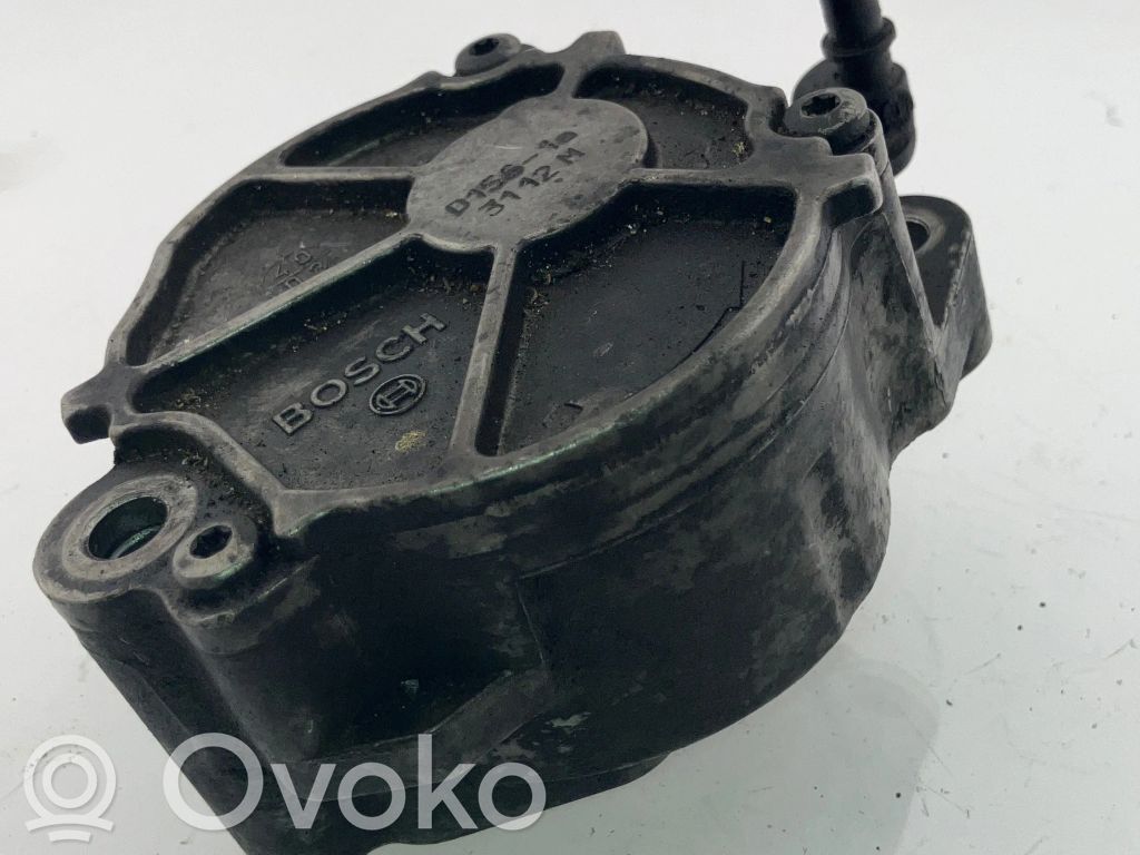 Peugeot 407 Vacuum pump 