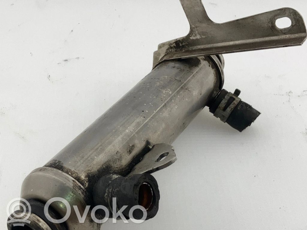 Opel Astra H Refrigerador de la válvula EGR 
