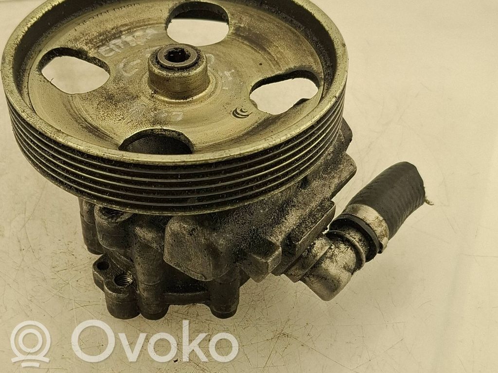 Citroen C5 Power steering pump 