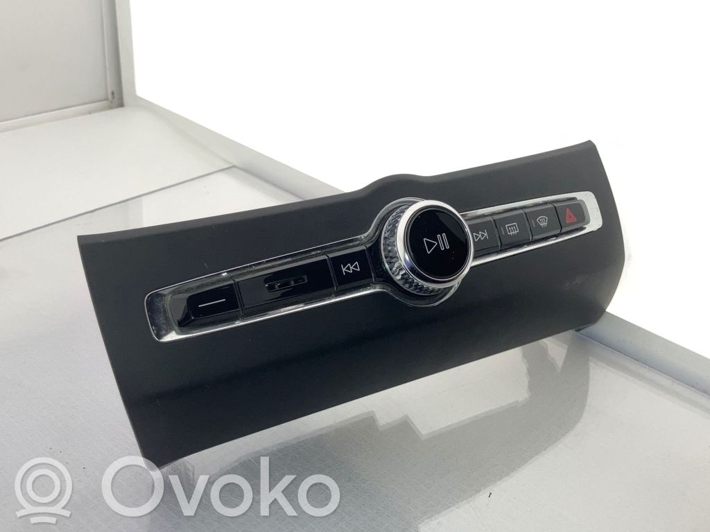 Volvo XC60 Head unit multimedia control 