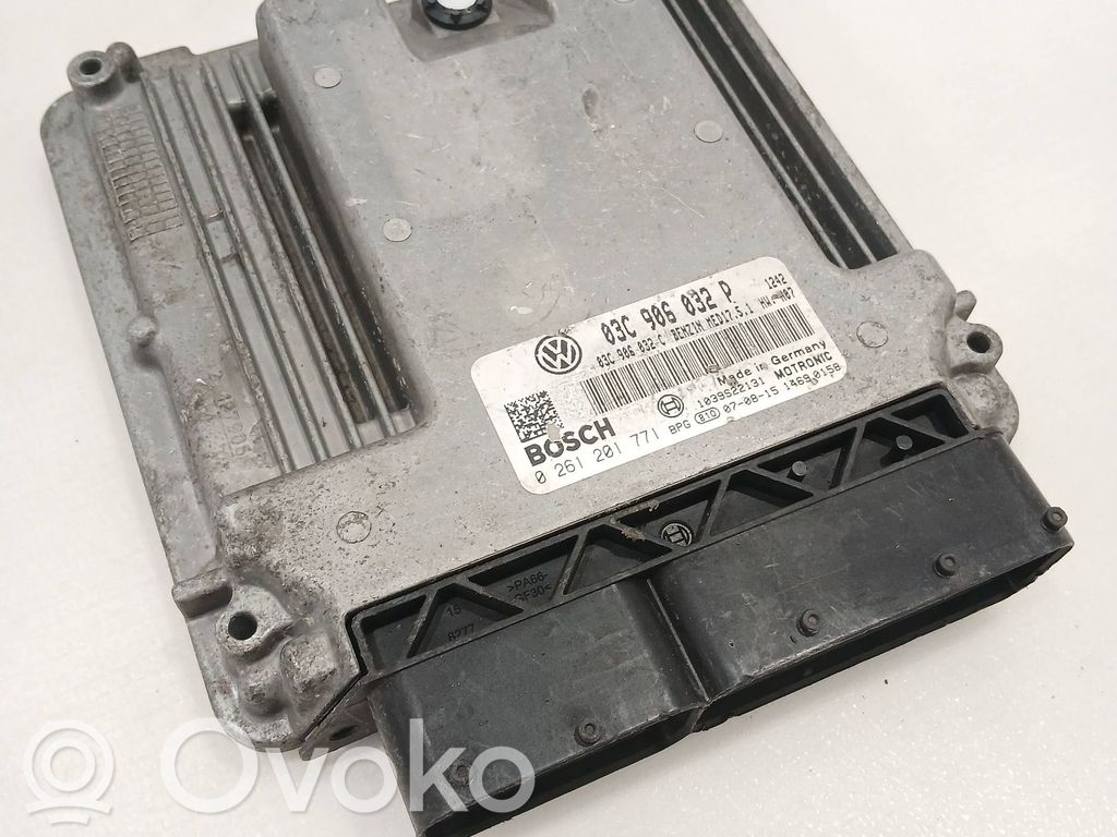 Engine control unit/module   03C906032P,03C906032C,0261201771,03C906