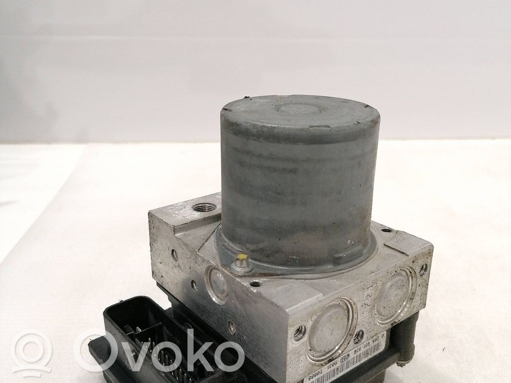 Audi A4 S4 B8 8K ABS Blokas 