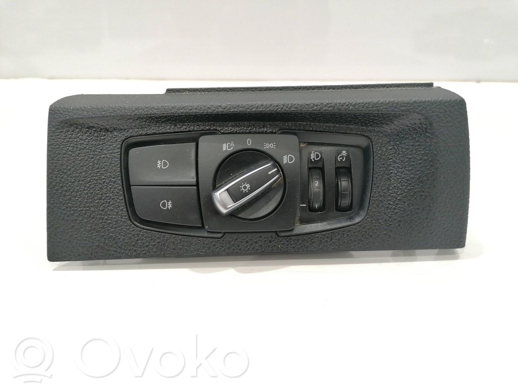 BMW 1 F20 F21 Przełącznik świateł 