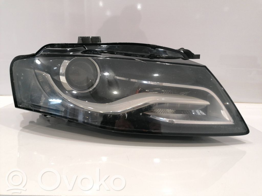 Audi A4 S4 B8 8K Lampa przednia 