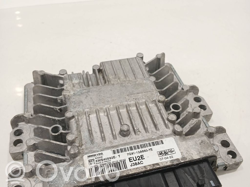 Ford Mondeo MK IV Engine control unit/module 