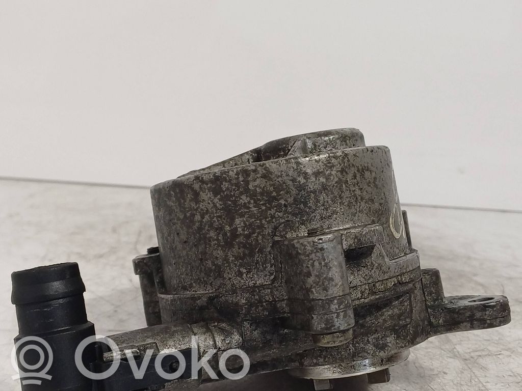 Renault Laguna III Vacuum pump 