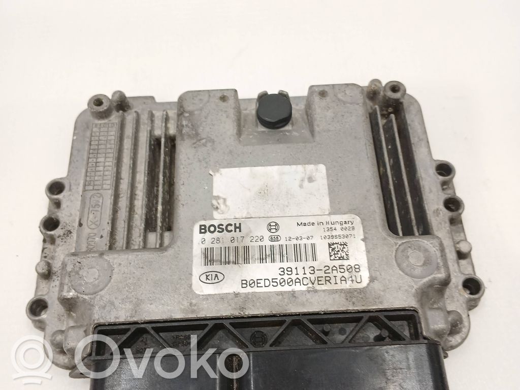 KIA Ceed Variklio valdymo blokas 