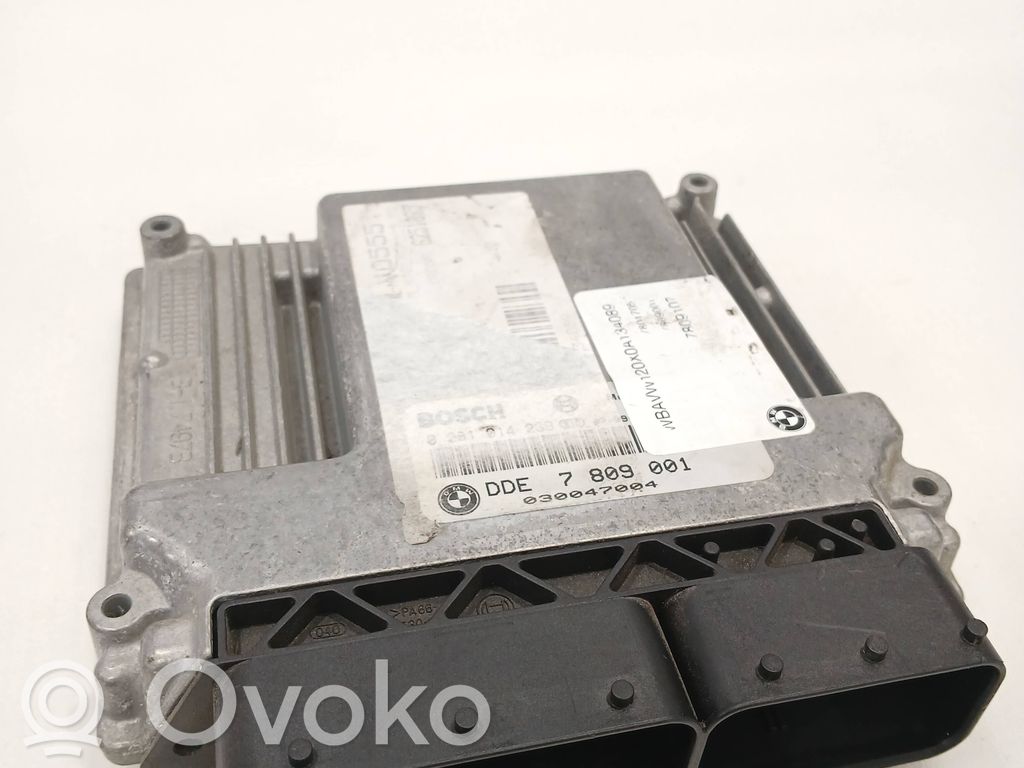 BMW 3 E90 E91 Variklio valdymo blokas 