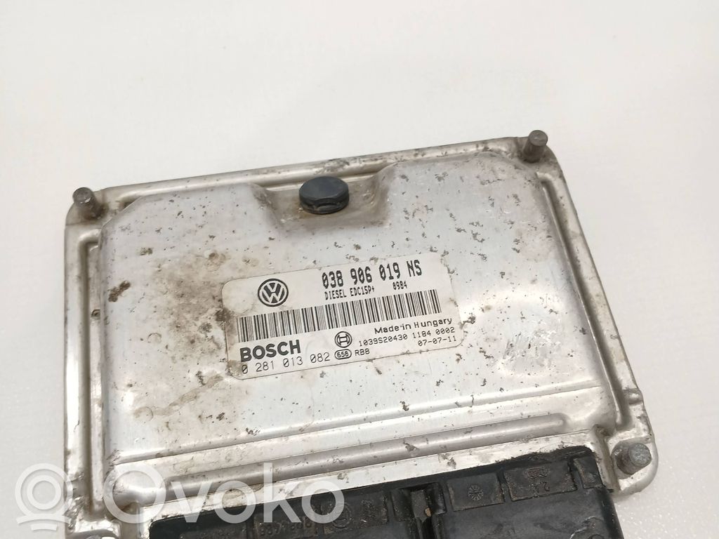 Skoda Fabia Mk2 (5J) Engine control unit/module 