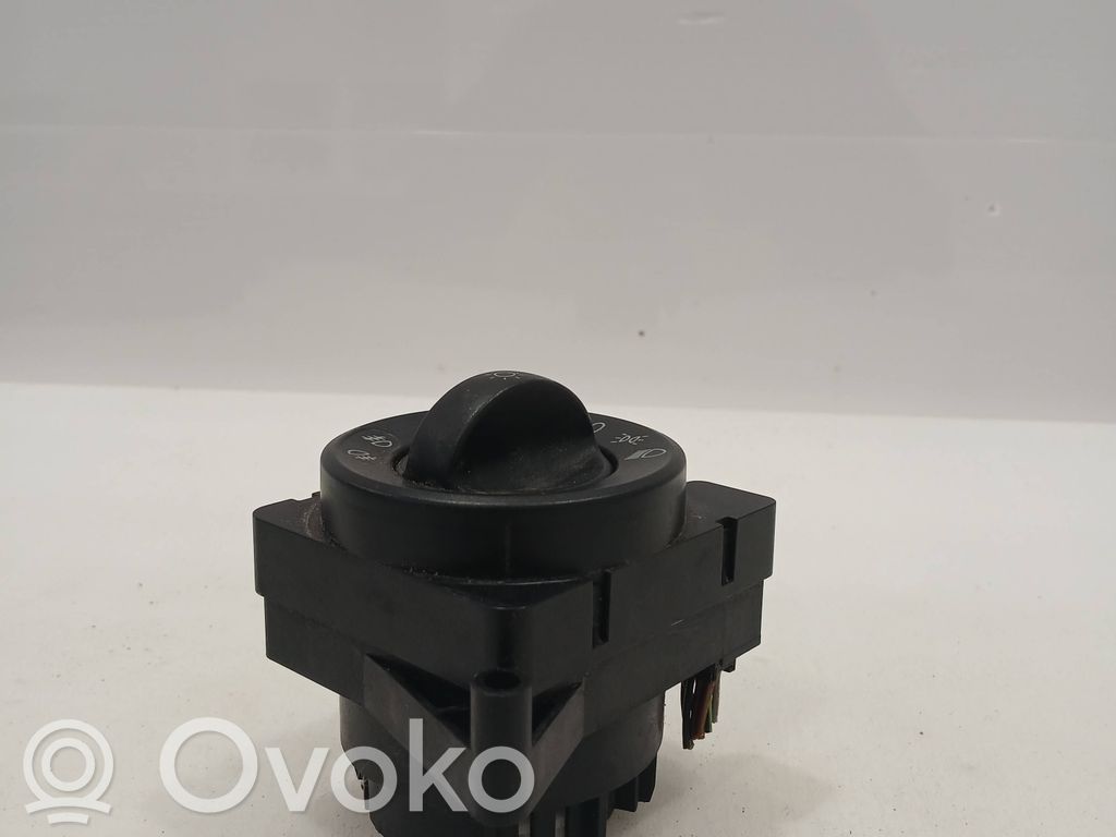 Mercedes-Benz Sprinter W906 Light switch 