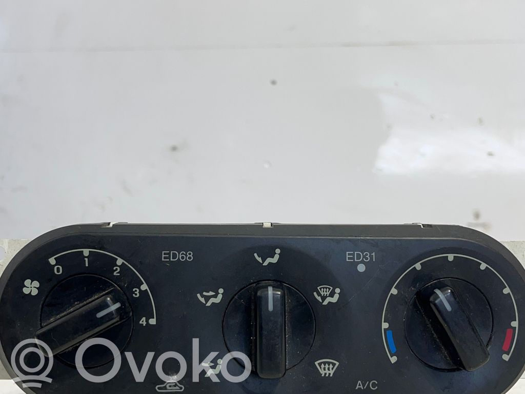 Ford Maverick Climate control unit 