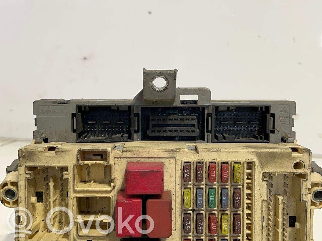 Skrzynka bezpieczników / Komplet   PA66GB15,C106