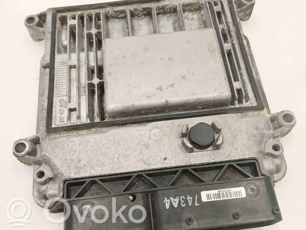 Hyundai Accent Engine control unit/module 
