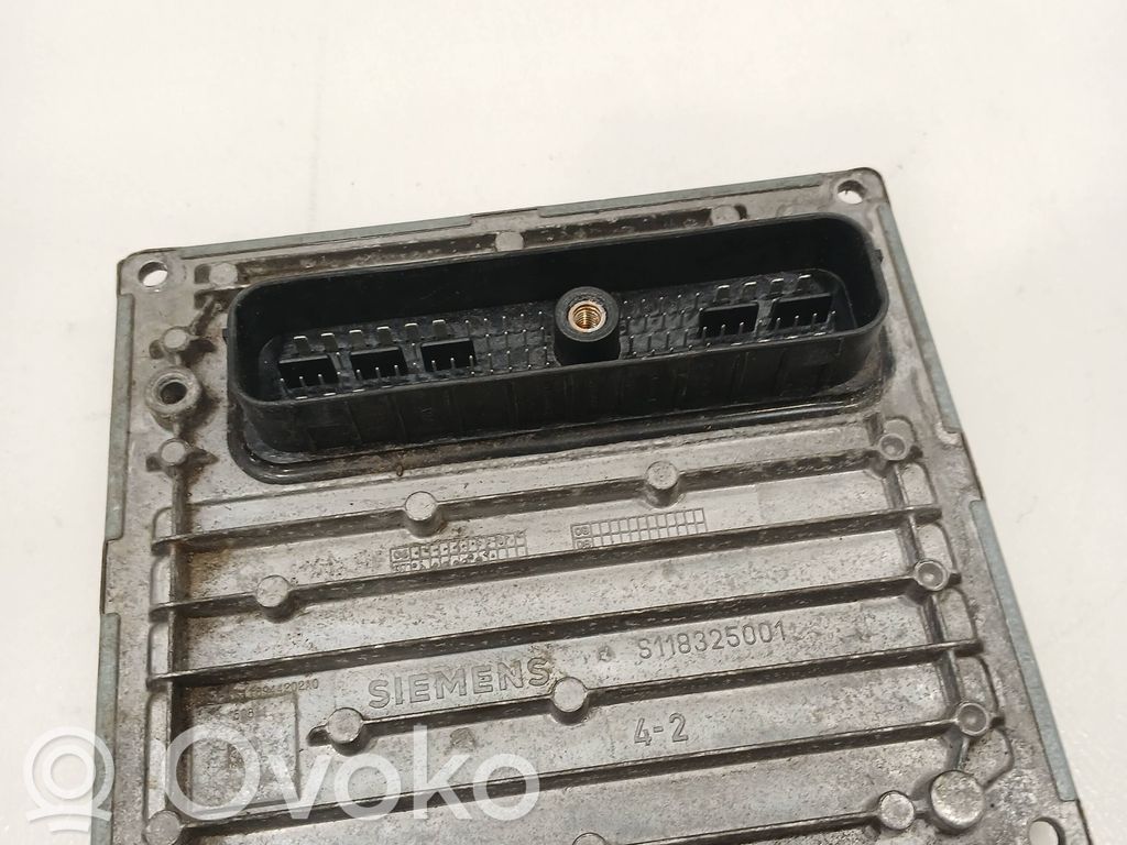 Ford Focus Engine control unit/module 