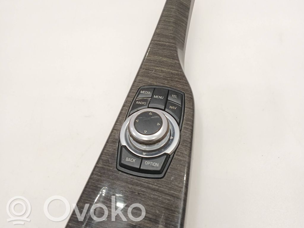 BMW 3 F30 F35 F31 Panel radia 