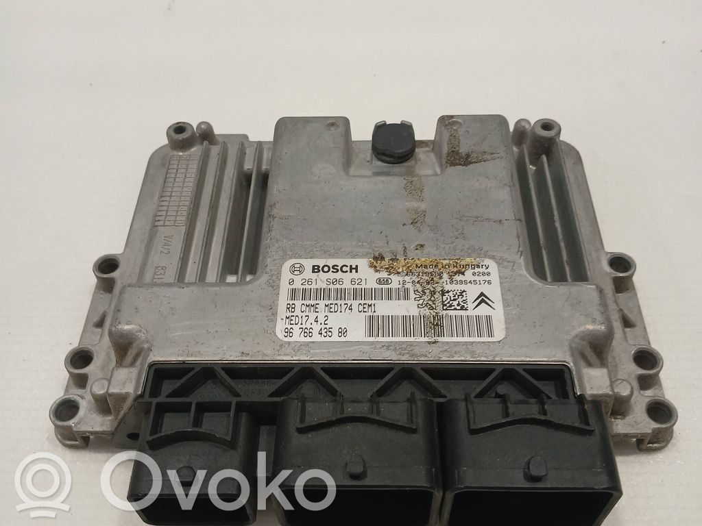 Peugeot 5008 Engine control unit/module 