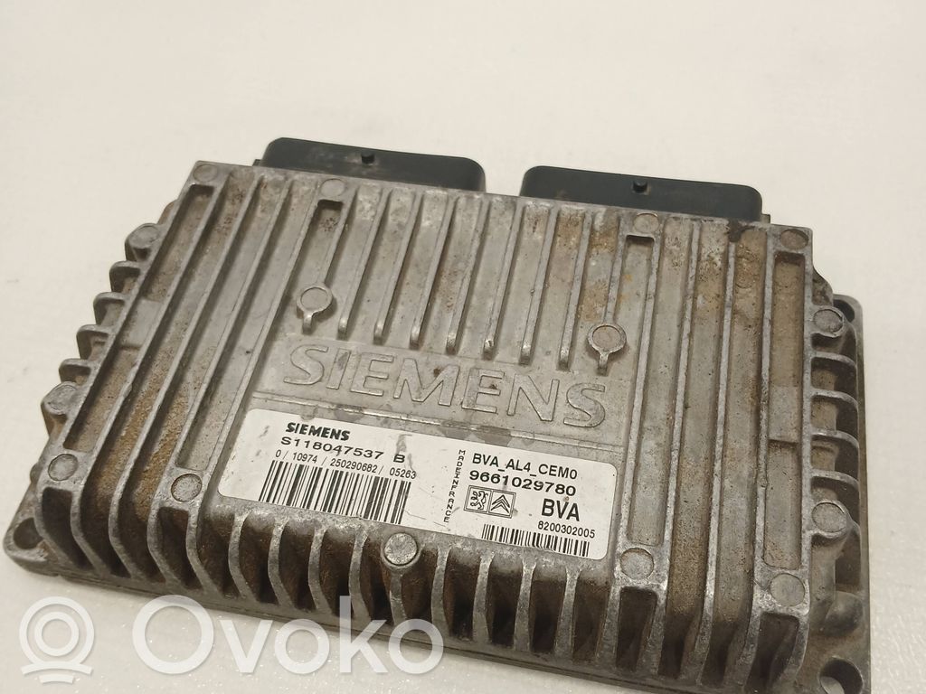Peugeot 206 Gearbox control unit/module 