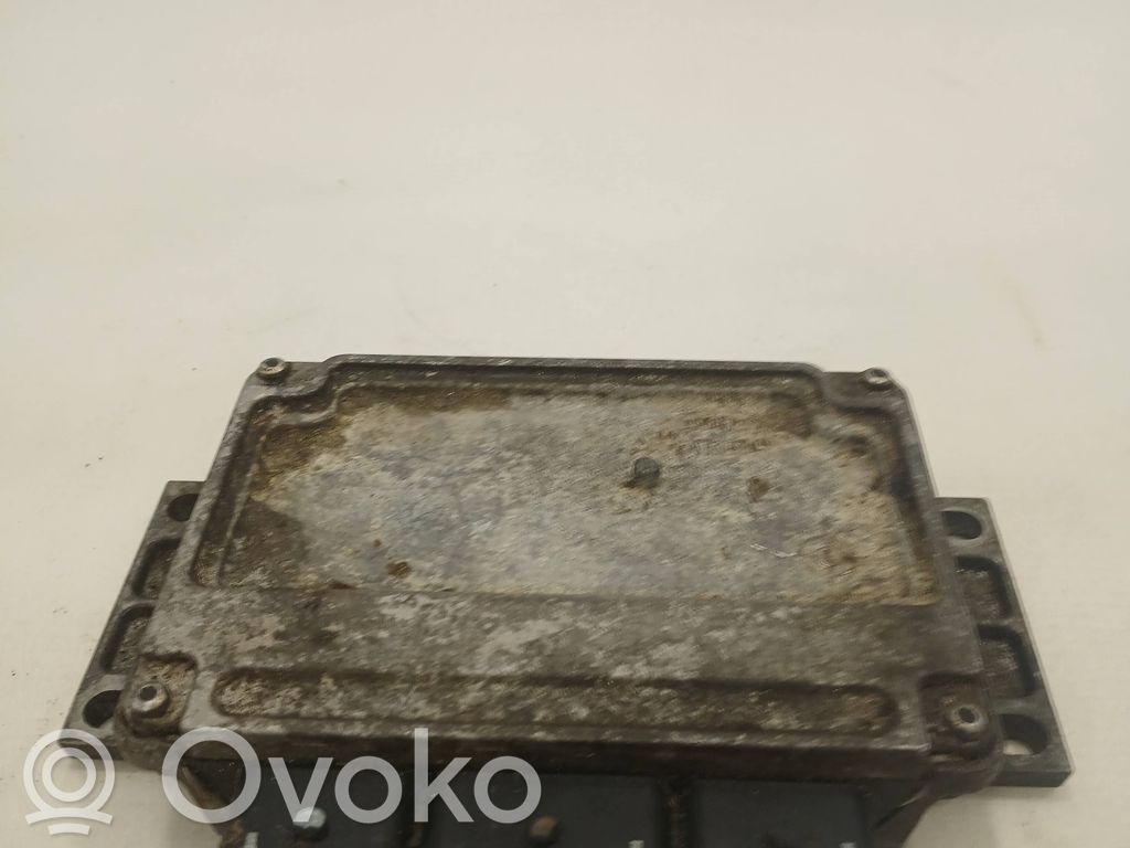 Peugeot 307 Engine control unit/module 