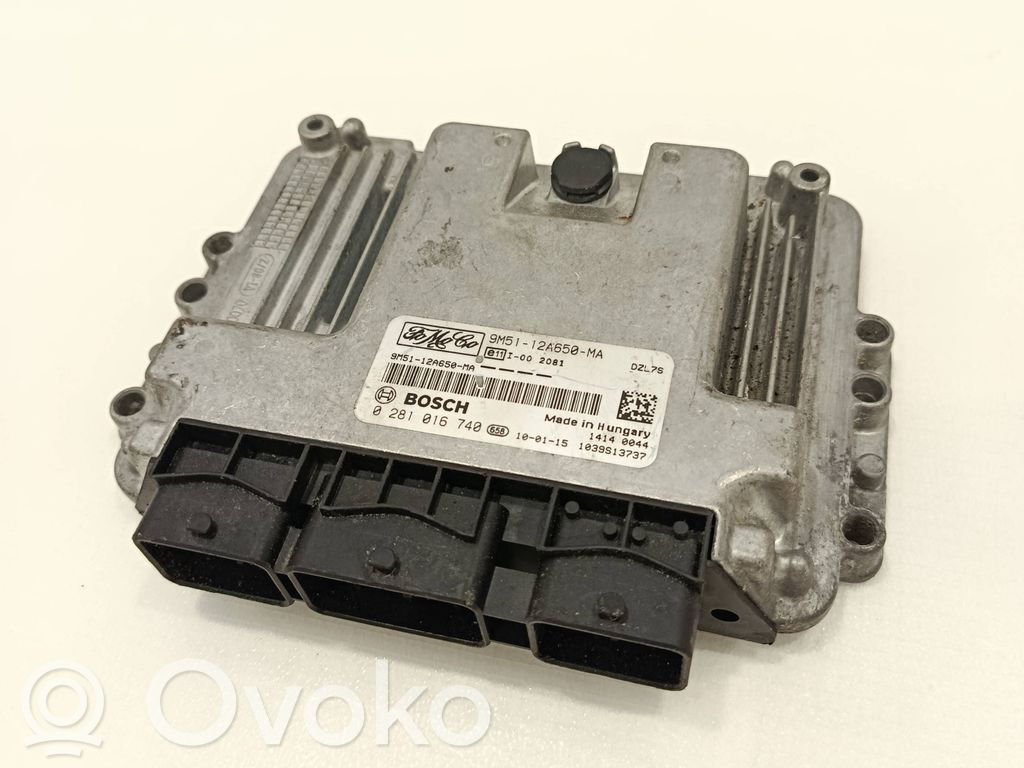 Ford Focus Engine control unit/module 