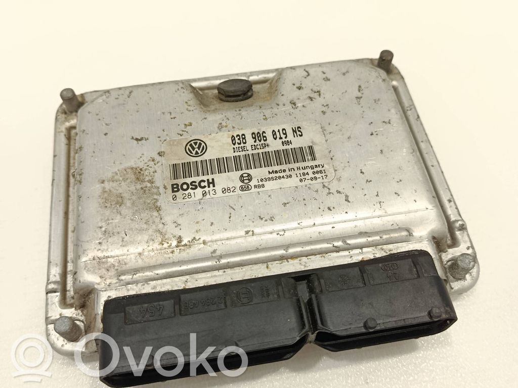Skoda Fabia Mk2 (5J) Engine control unit/module 