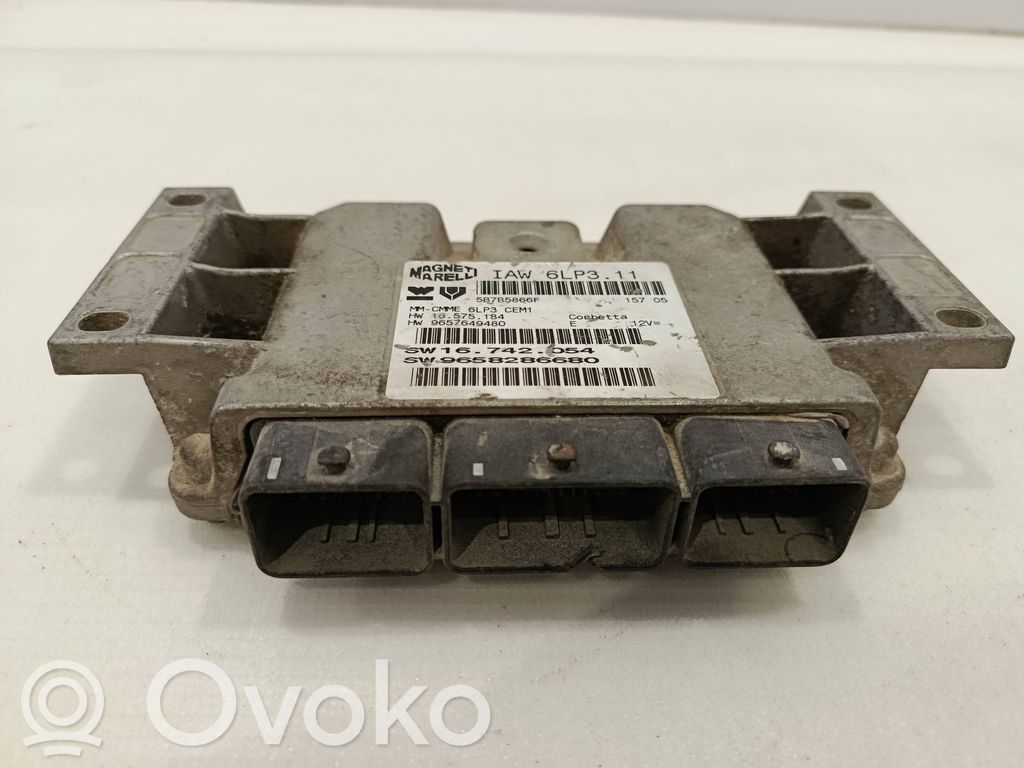 Peugeot 407 Engine control unit/module 
