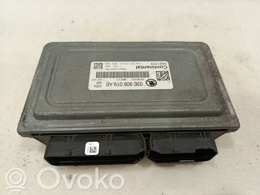 Skoda Fabia Mk2 (5J) Engine control unit/module 