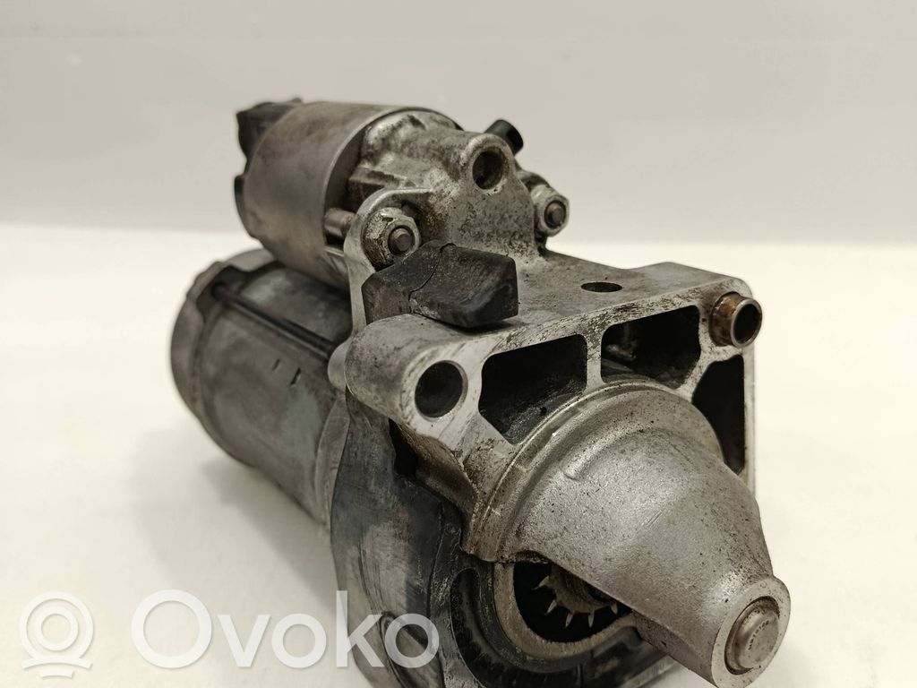 BMW 2 F46 Motor de arranque 