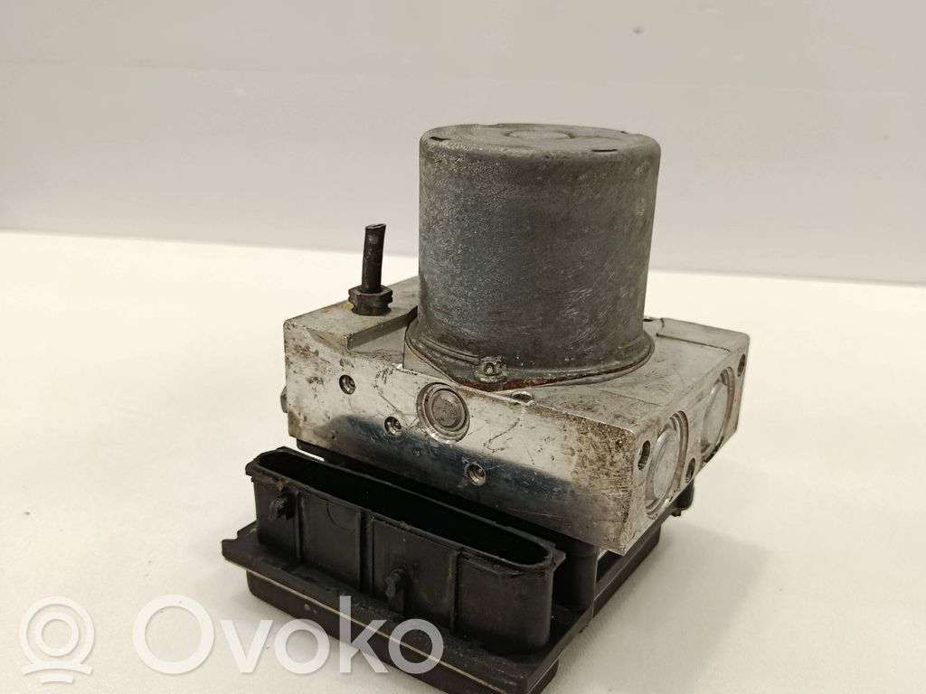 Mercedes-Benz Sprinter W906 ABS Pump 