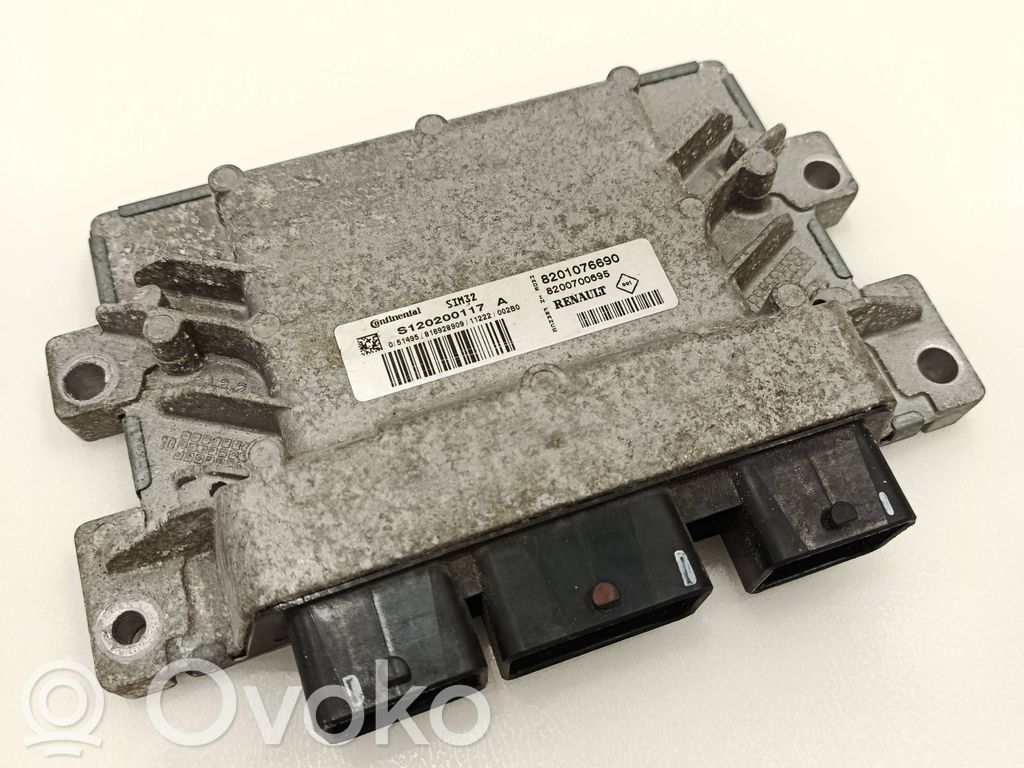 Renault Twingo II Engine control unit/module 