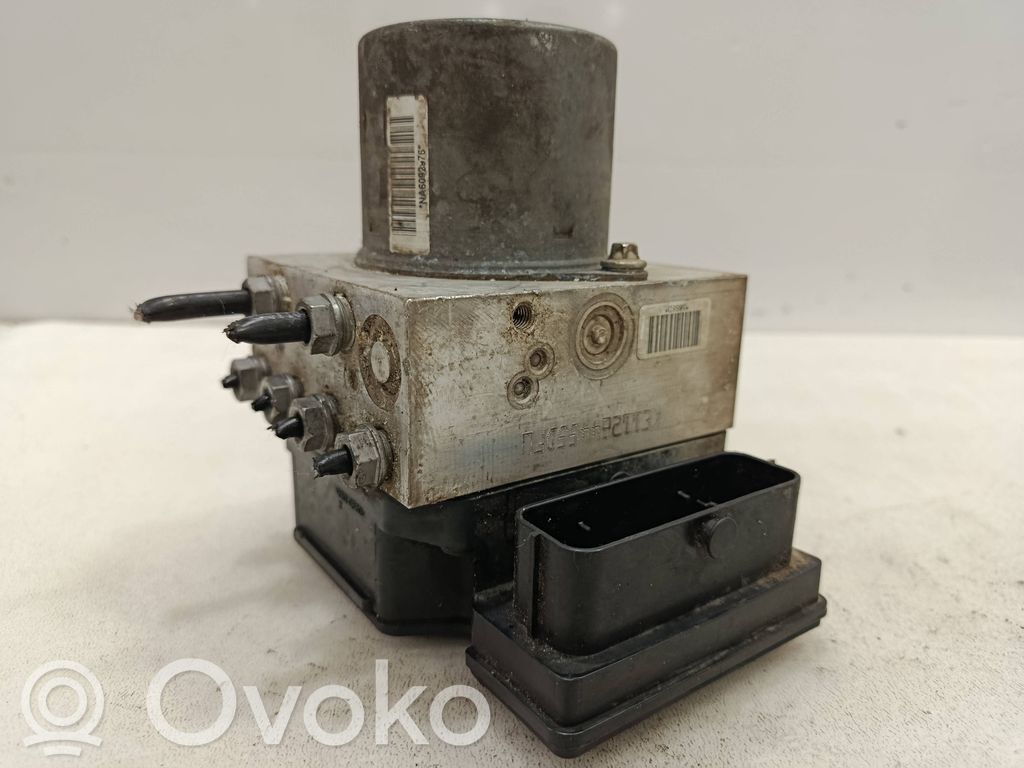 Volkswagen PASSAT B7 ABS bloks 