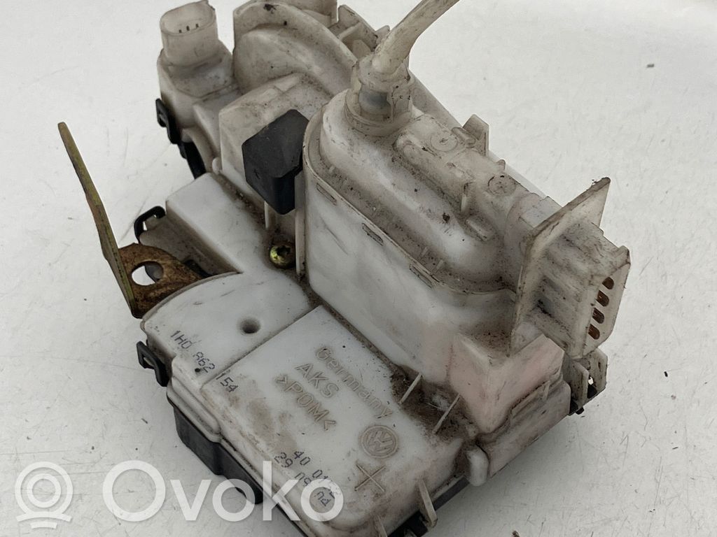 Volkswagen Vento Încuietoare ușă față 